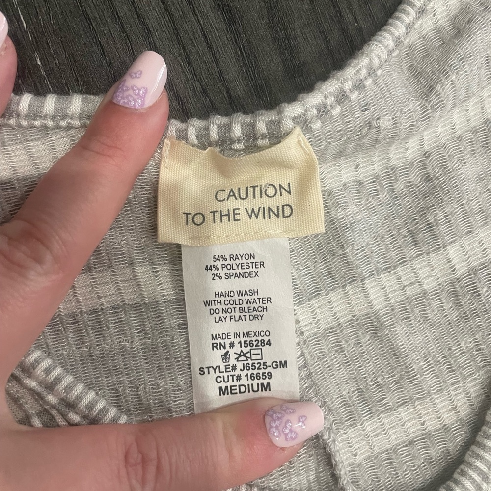 Caution to the wind jumper - Picture 2 of 5